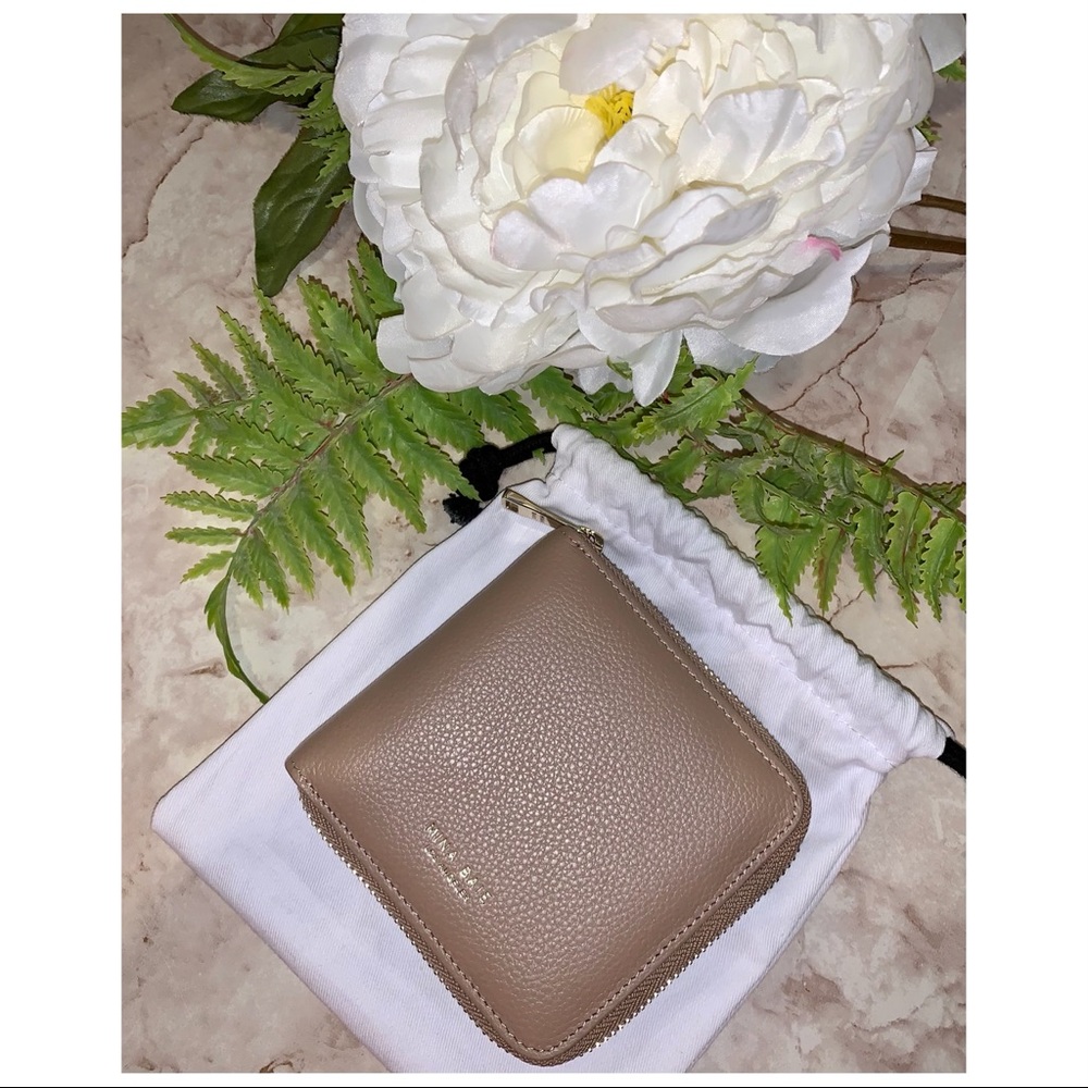 Mina Baie Wallet